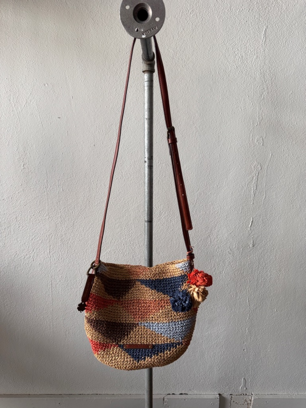 Lucky Brand Woven Shoulder Bag - Picture 2 of 3